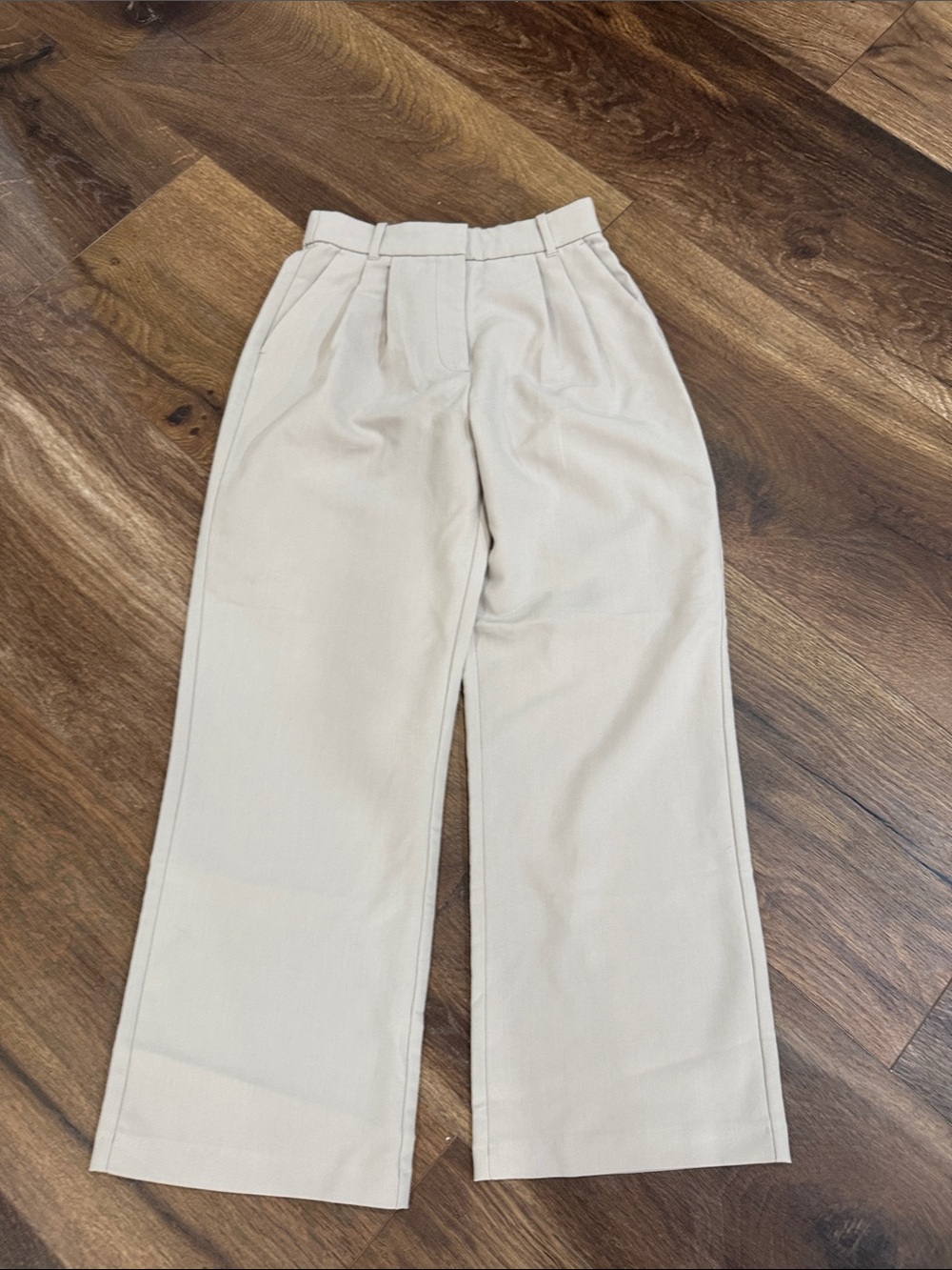 Abercrombie & Fitch Wide Leg Pants in Light Beige - curve